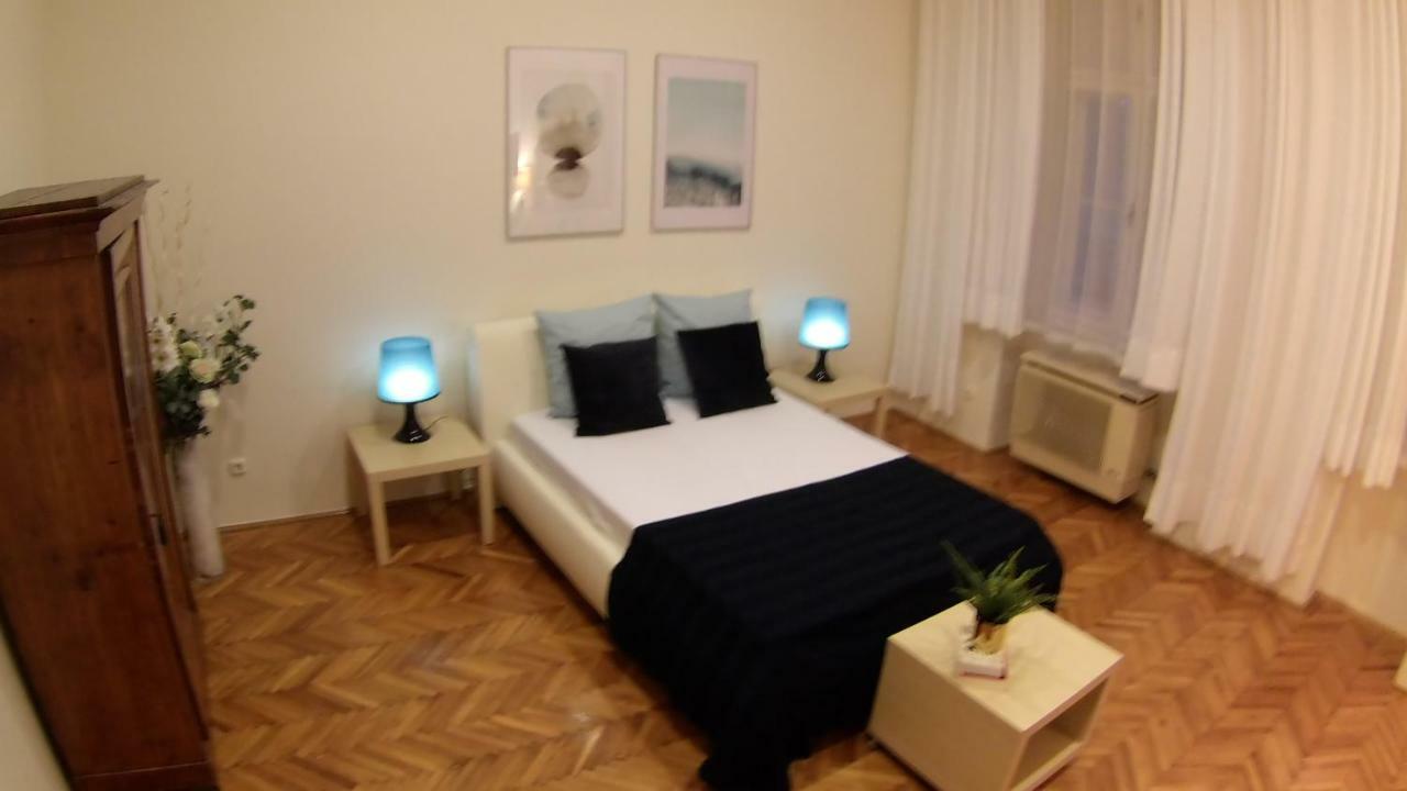 Opera Dream Apartment بودابست المظهر الخارجي الصورة
